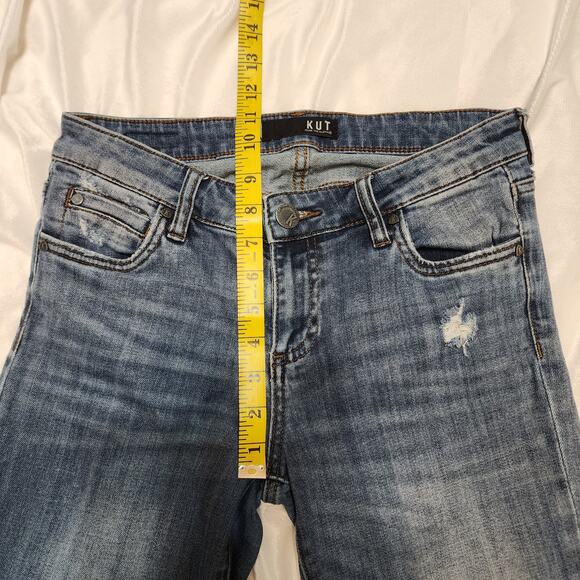 KUT from the Kloth Catherine Mid-Rise Distressed Boyfriend Jeans, Size 2 - Picture 6 of 7